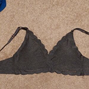 Danskin Gray Wireless Bralette with Scalloped Edges